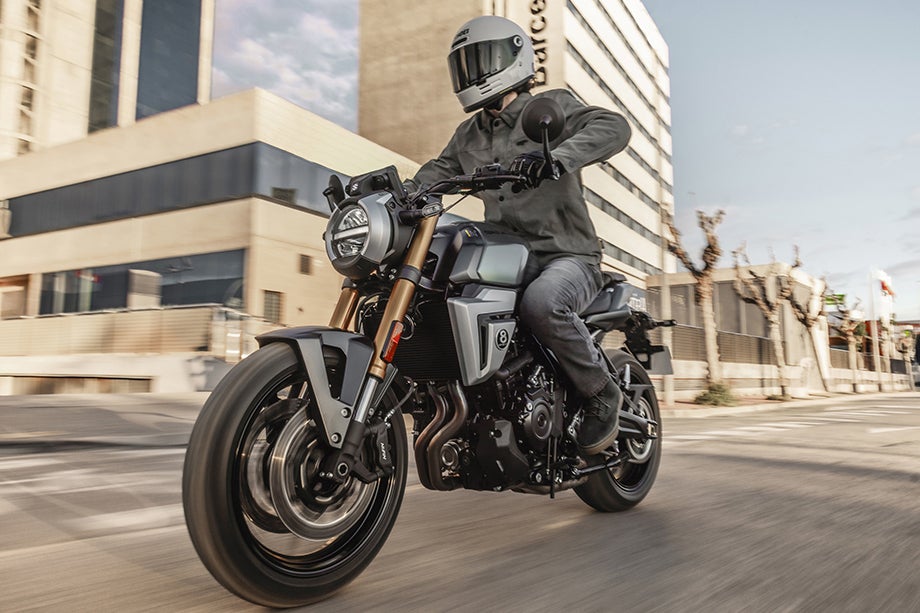 スズキ GSX-8T｜Suzuki GSX-8T