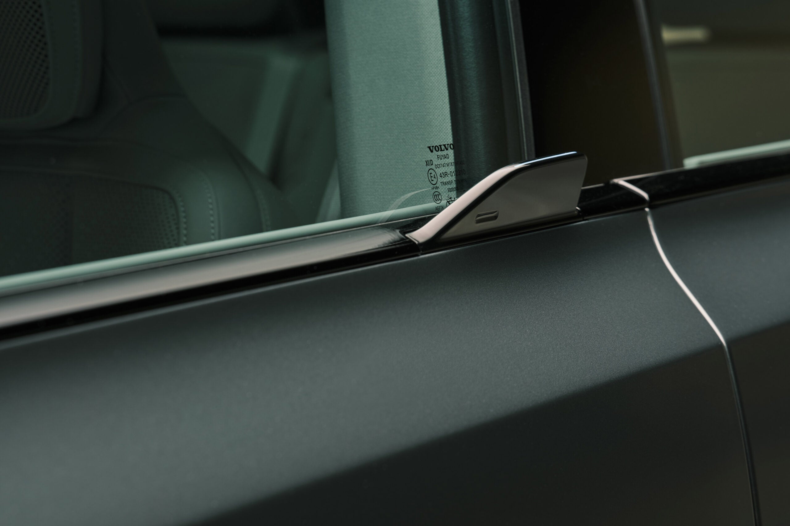 ボルボEX60｜Volvo EX60