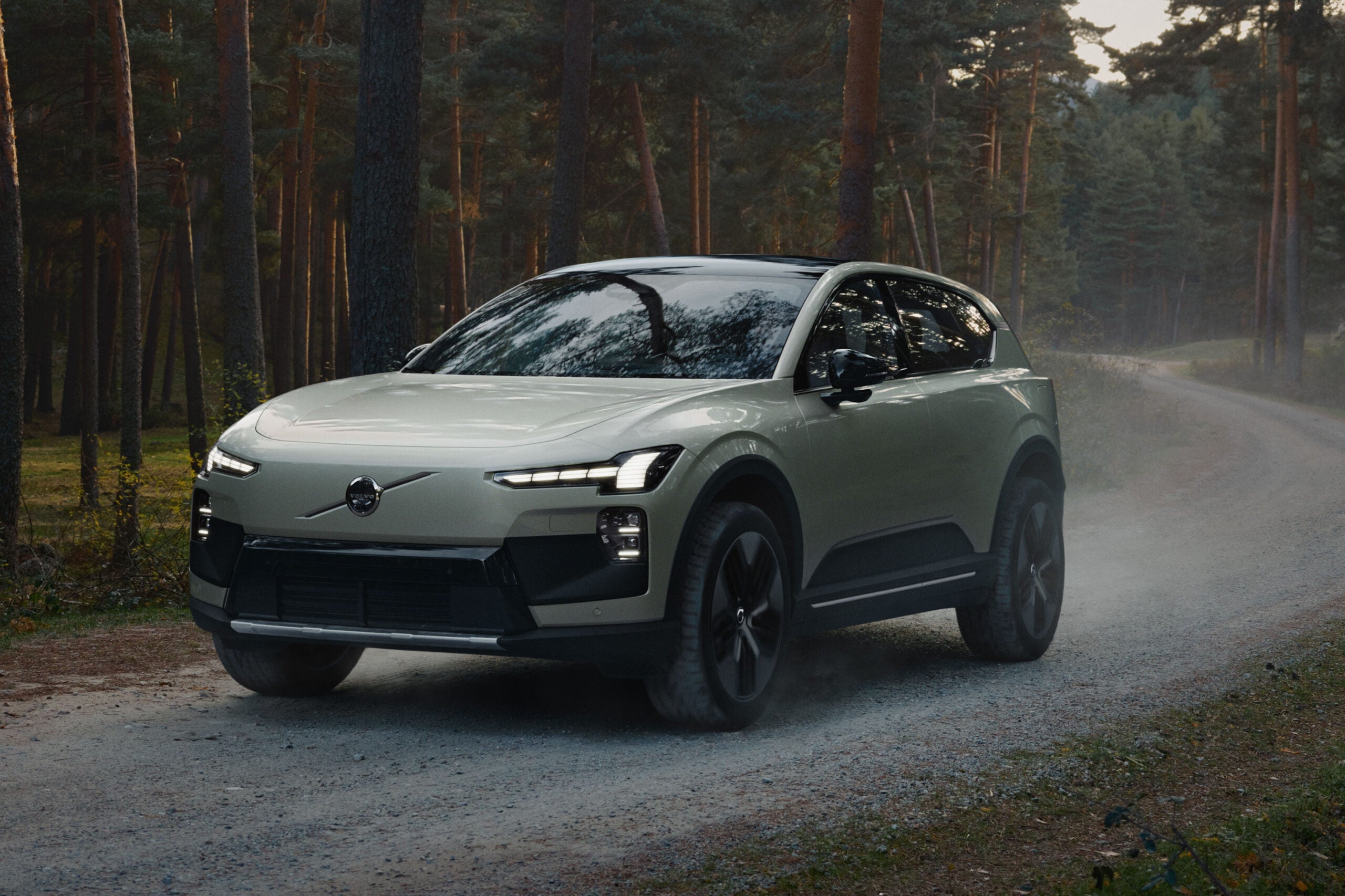 ボルボEX60クロスカントリー｜Volvo EX60 Cross Country