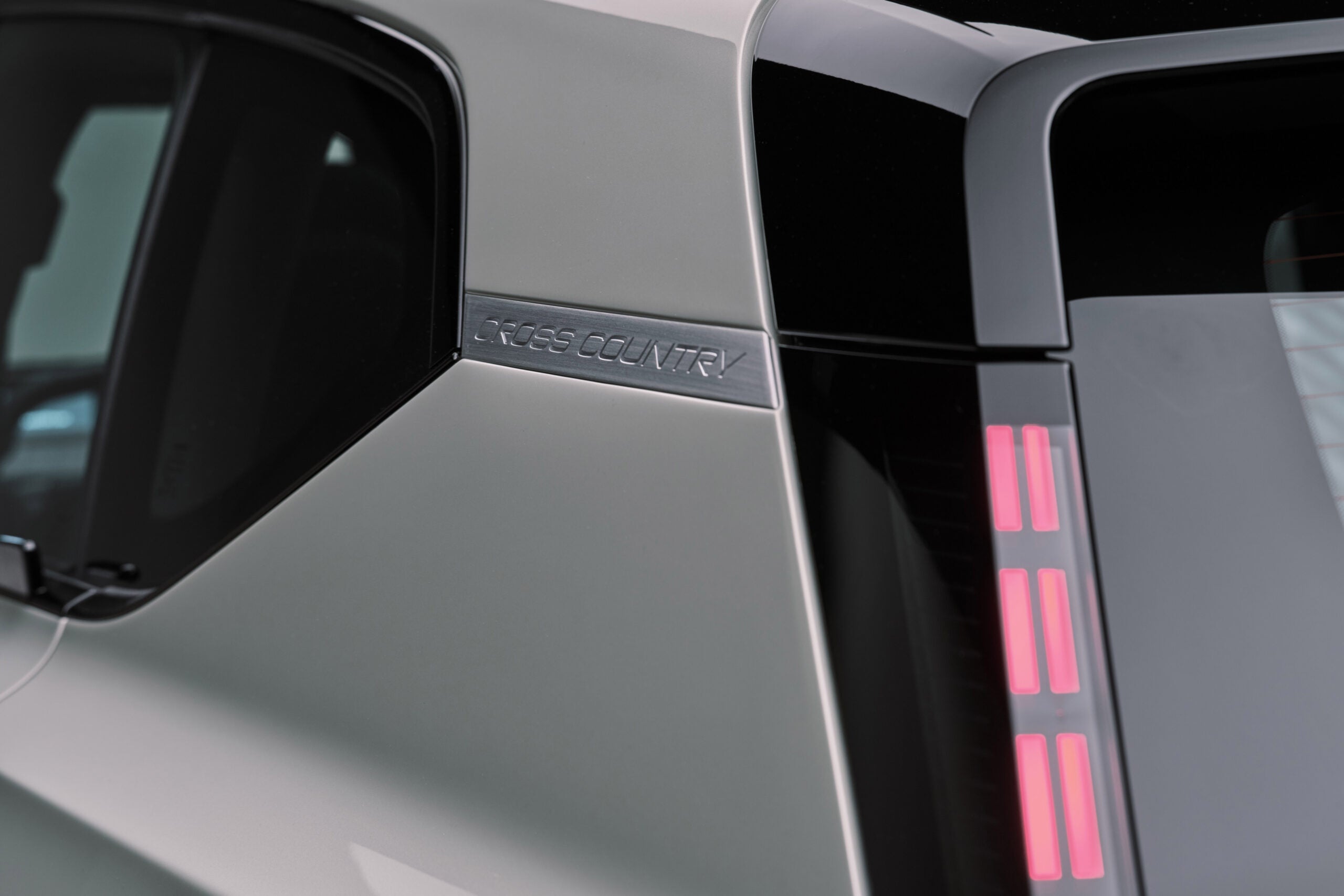 ボルボEX60クロスカントリー｜Volvo EX60 Cross Country