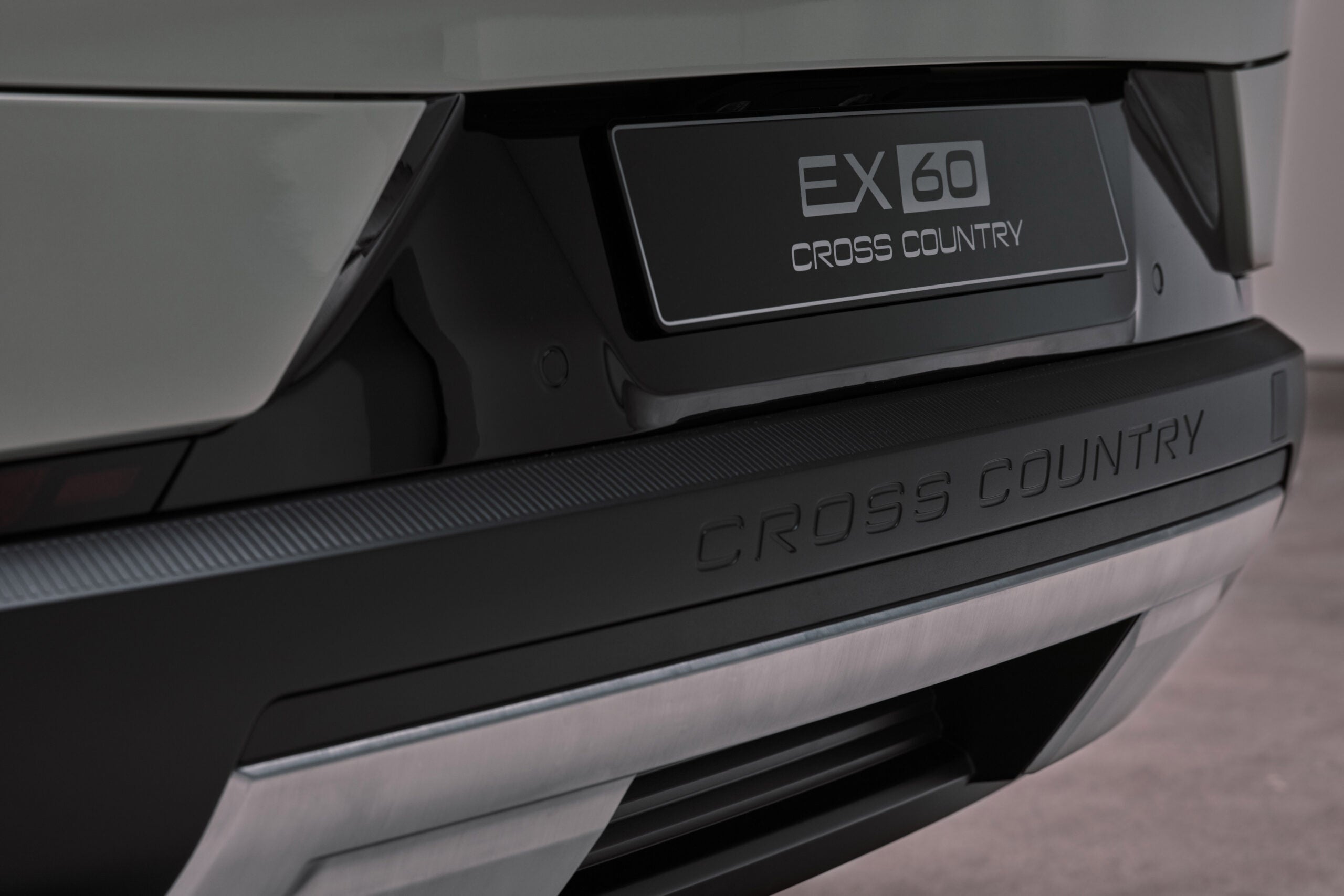 ボルボEX60クロスカントリー｜Volvo EX60 Cross Country