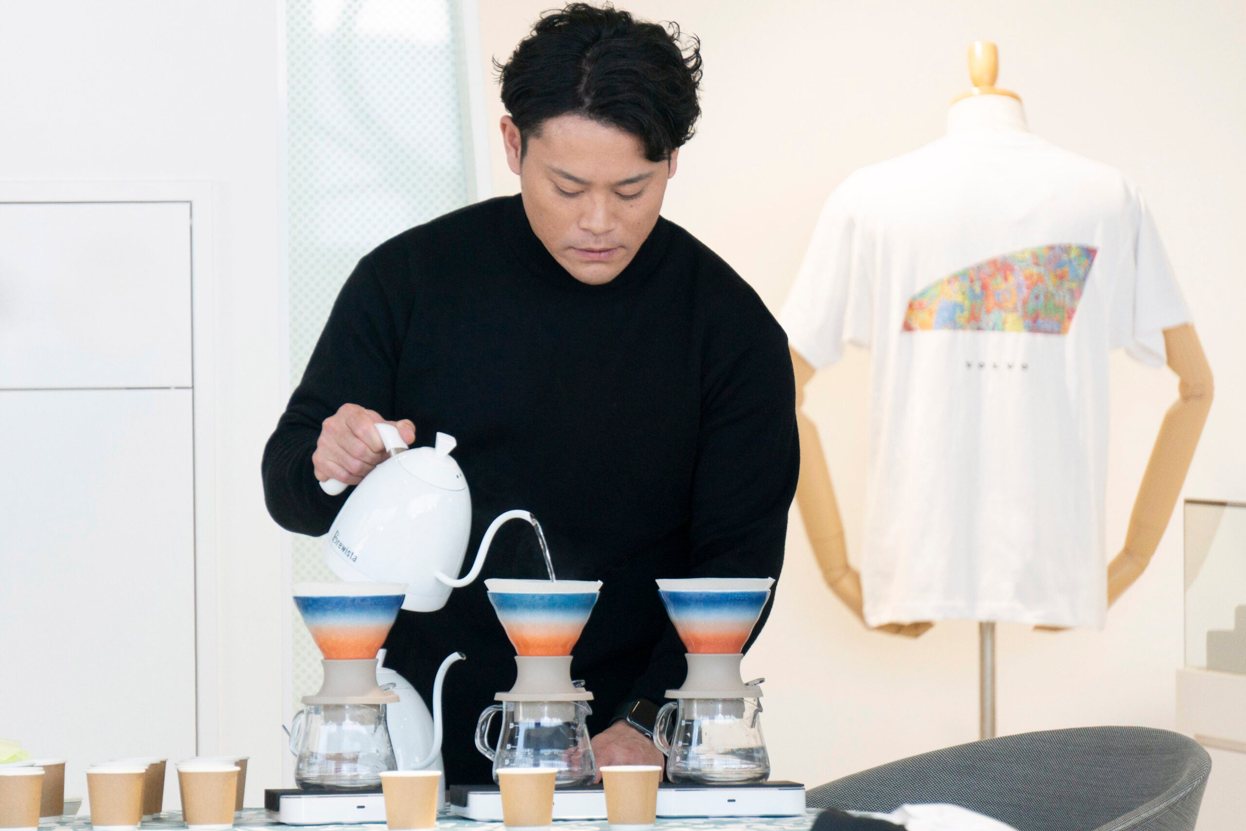 坂口憲二さん率いる「The Rising Sun Coffee」期間限定ポップアップストア｜ボルボスタジオ東京