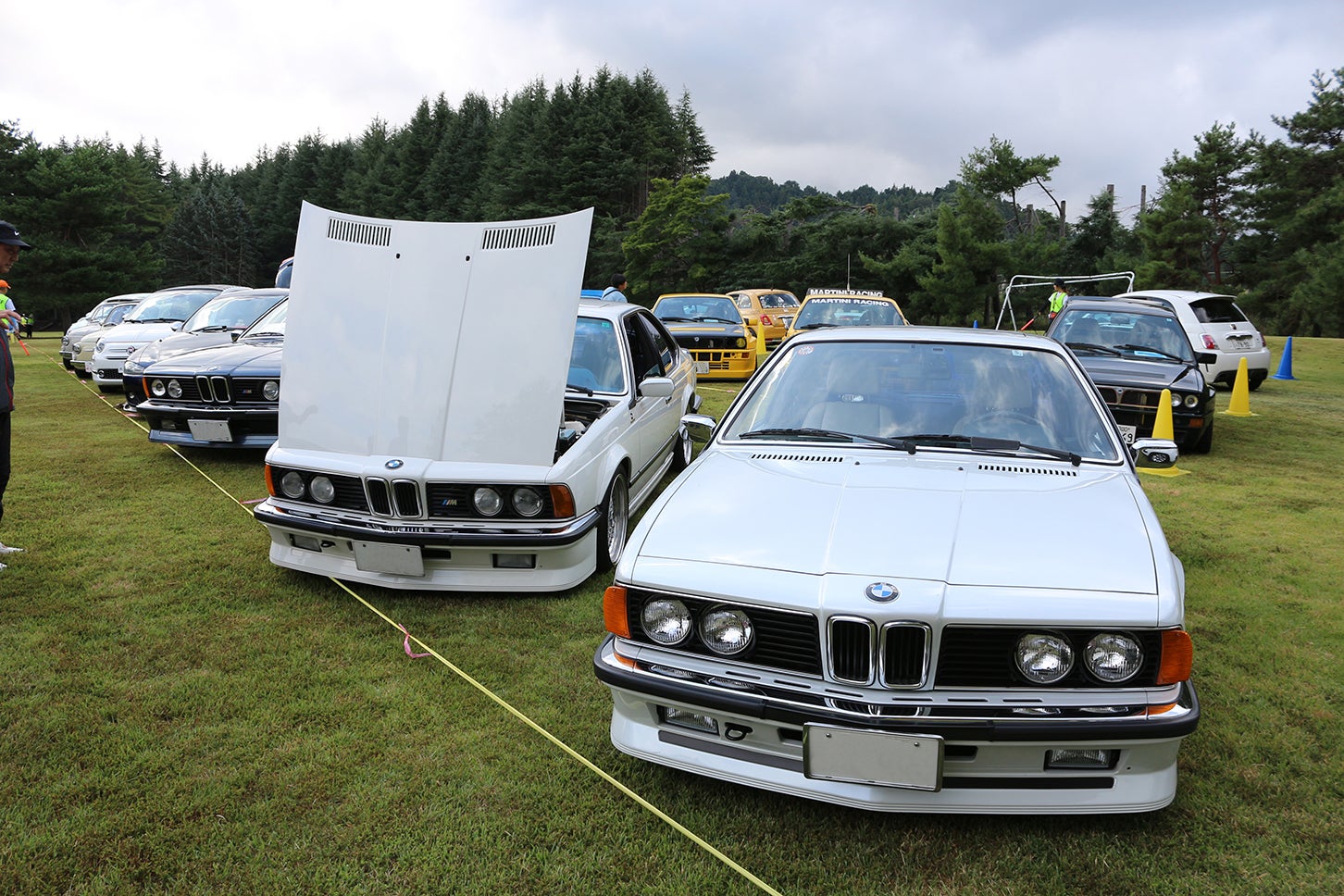 メルセデス・ベンツにBMW、そしてポルシェと、20世紀生まれの欧州車たちが数多く並んだ