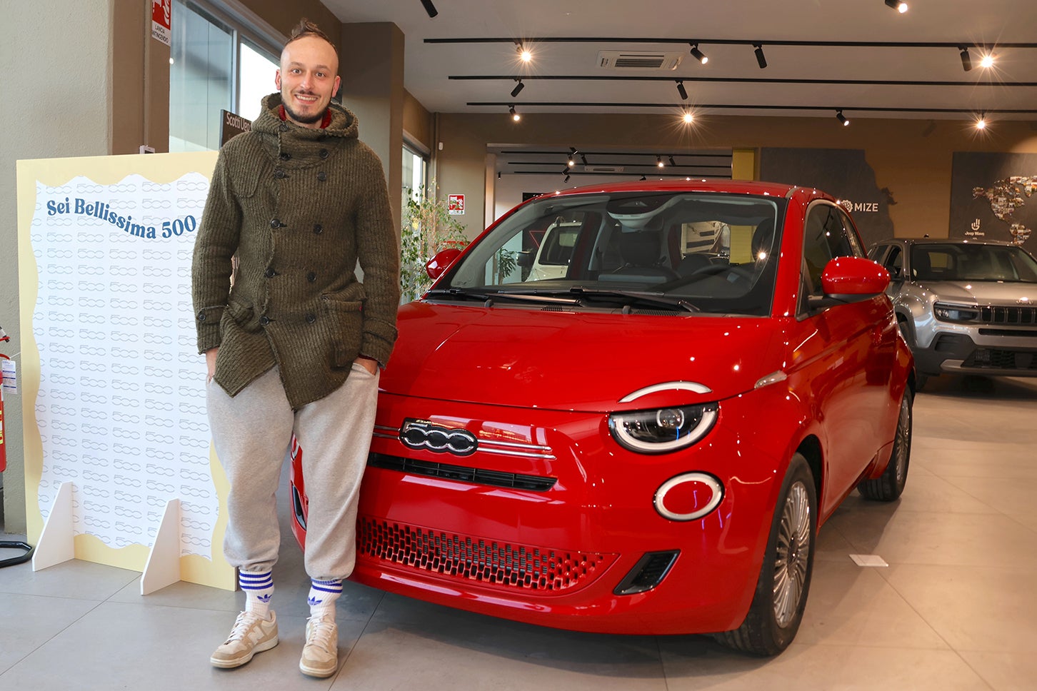 312型を2台乗り継いでいるというマッテオさんは1991年生まれ。