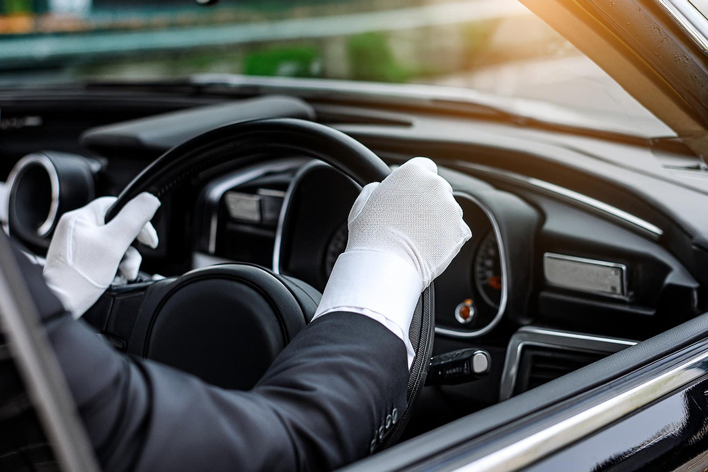 クルマでモテる時代は終わったが、運転の仕方によってモテる！は実在する 『モテるドライバーになるための100のこと』#06