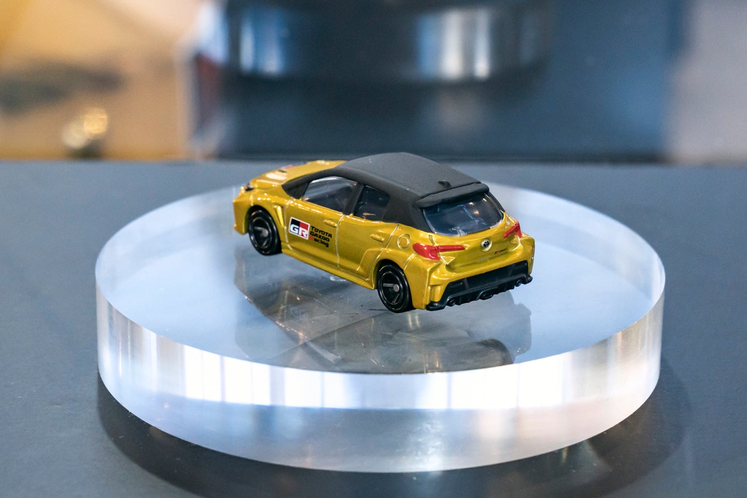 イベントオリジナルトミカ トヨタ GR カローラ。