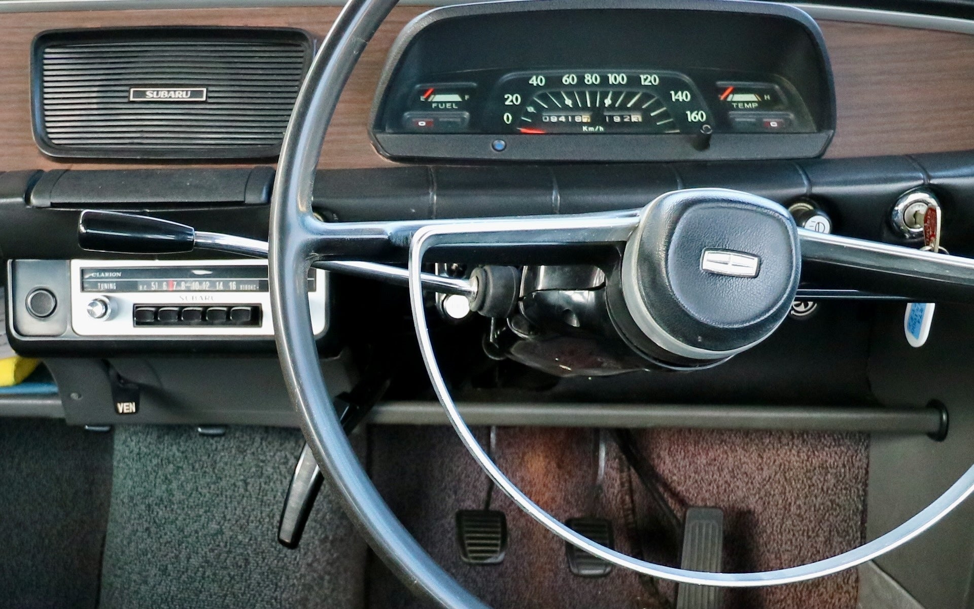 スバル1000のシフトレバー