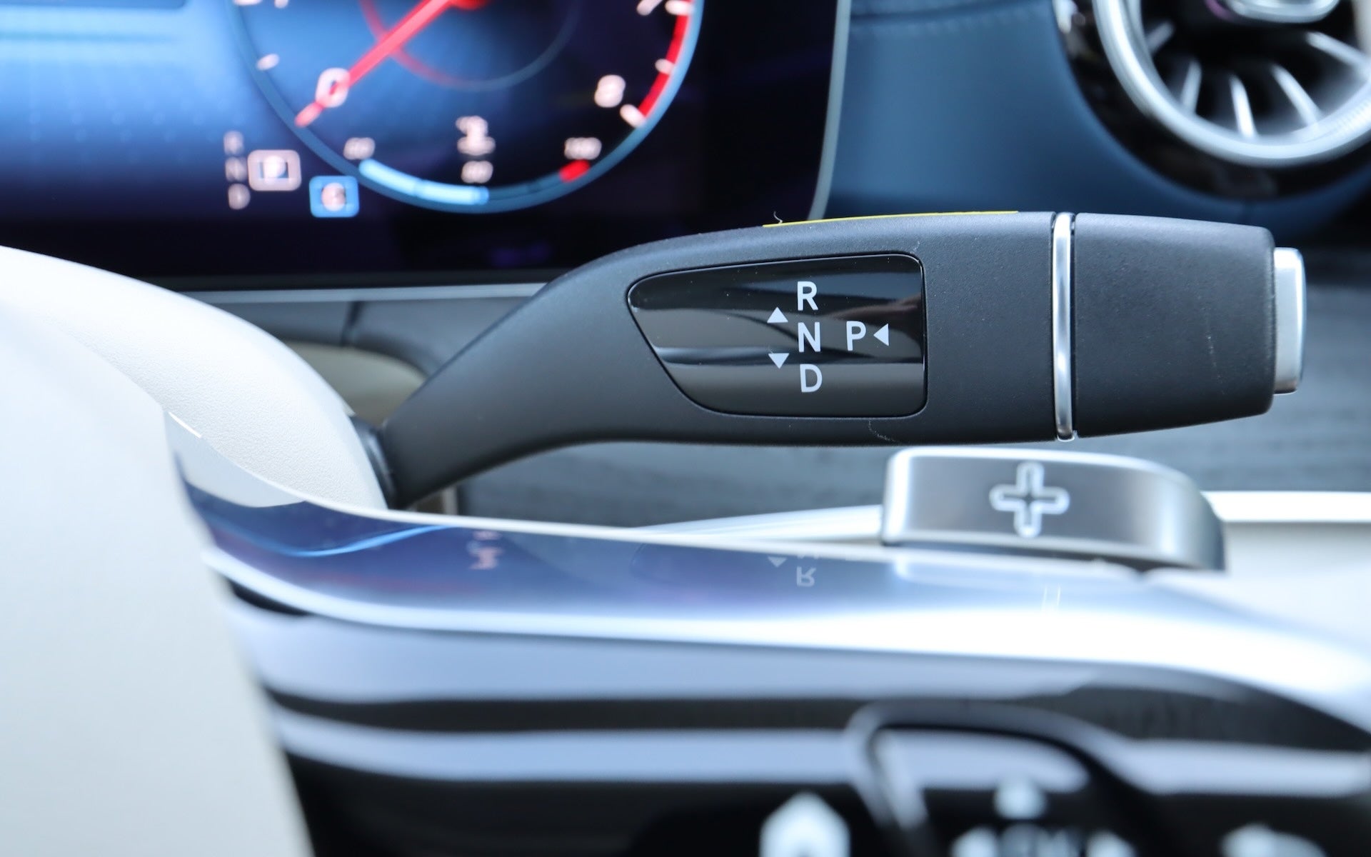 メルセデス・ベンツ Eクラスのシフトレバー