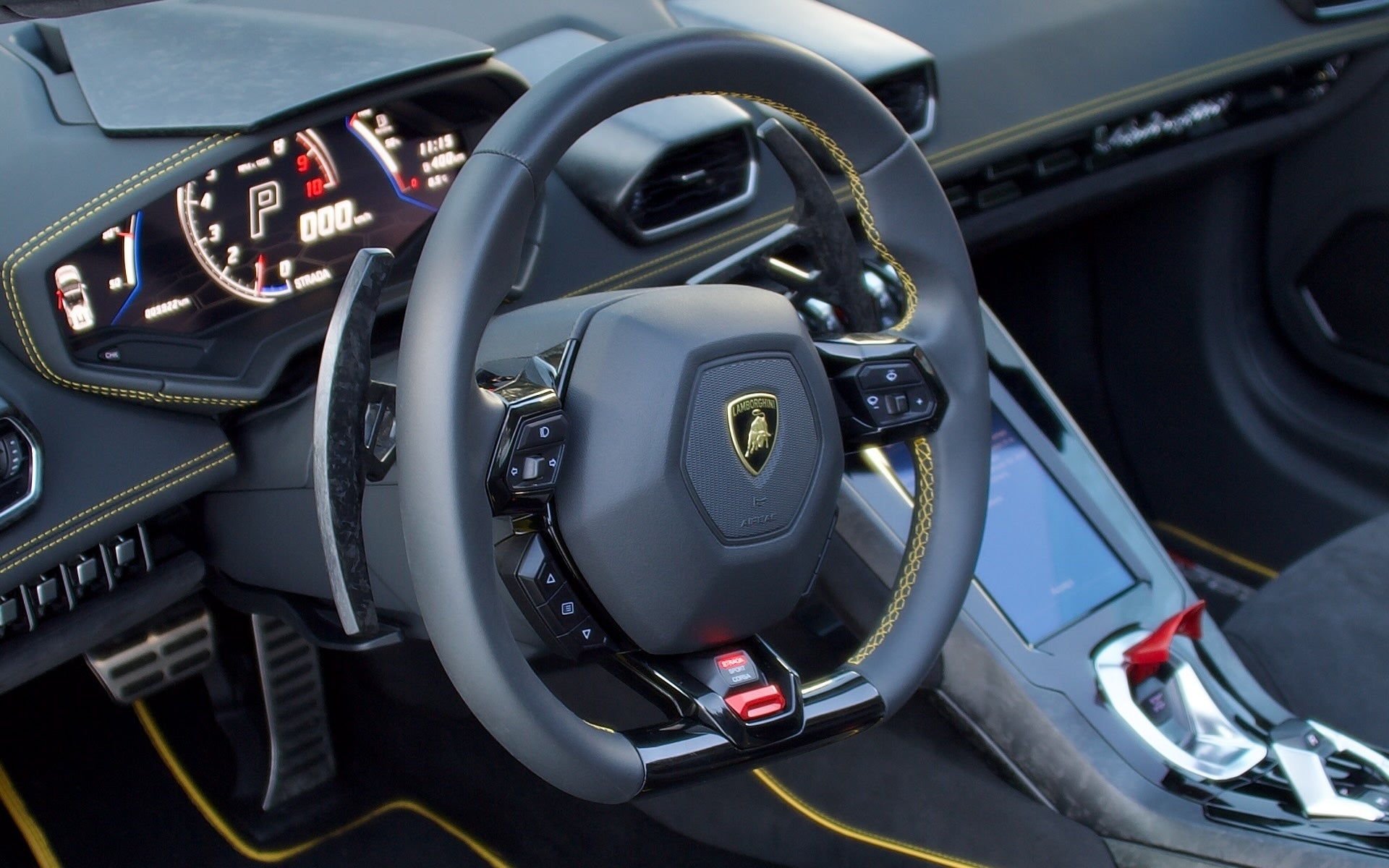 ランボルギーニ ウラカン（2019）のパドルシフト