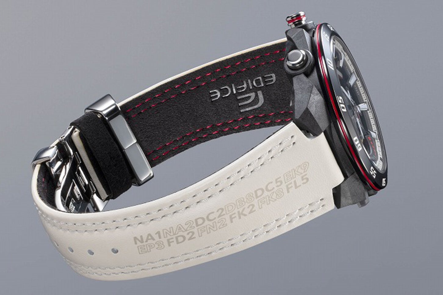 ストラップには歴代の「TYPE R」の型式を列挙し、ファンから大歓迎を受けた。2023年11月13日発売