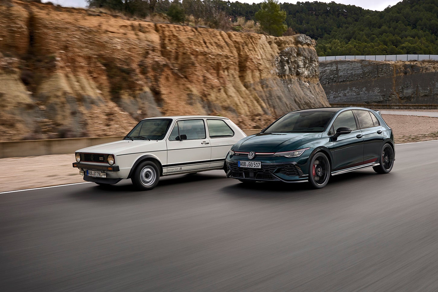 フォルクスワーゲン ゴルフ GTIエディション50とゴルフI GTI｜Volkswagen Golf GTI EDITION 50 and Golf I GTI
