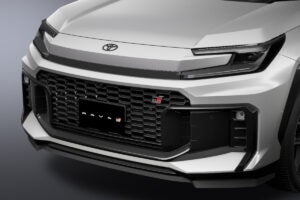 トヨタRAV4 GRスポーツ｜GR SPORT 専用フロントリップスポイラー