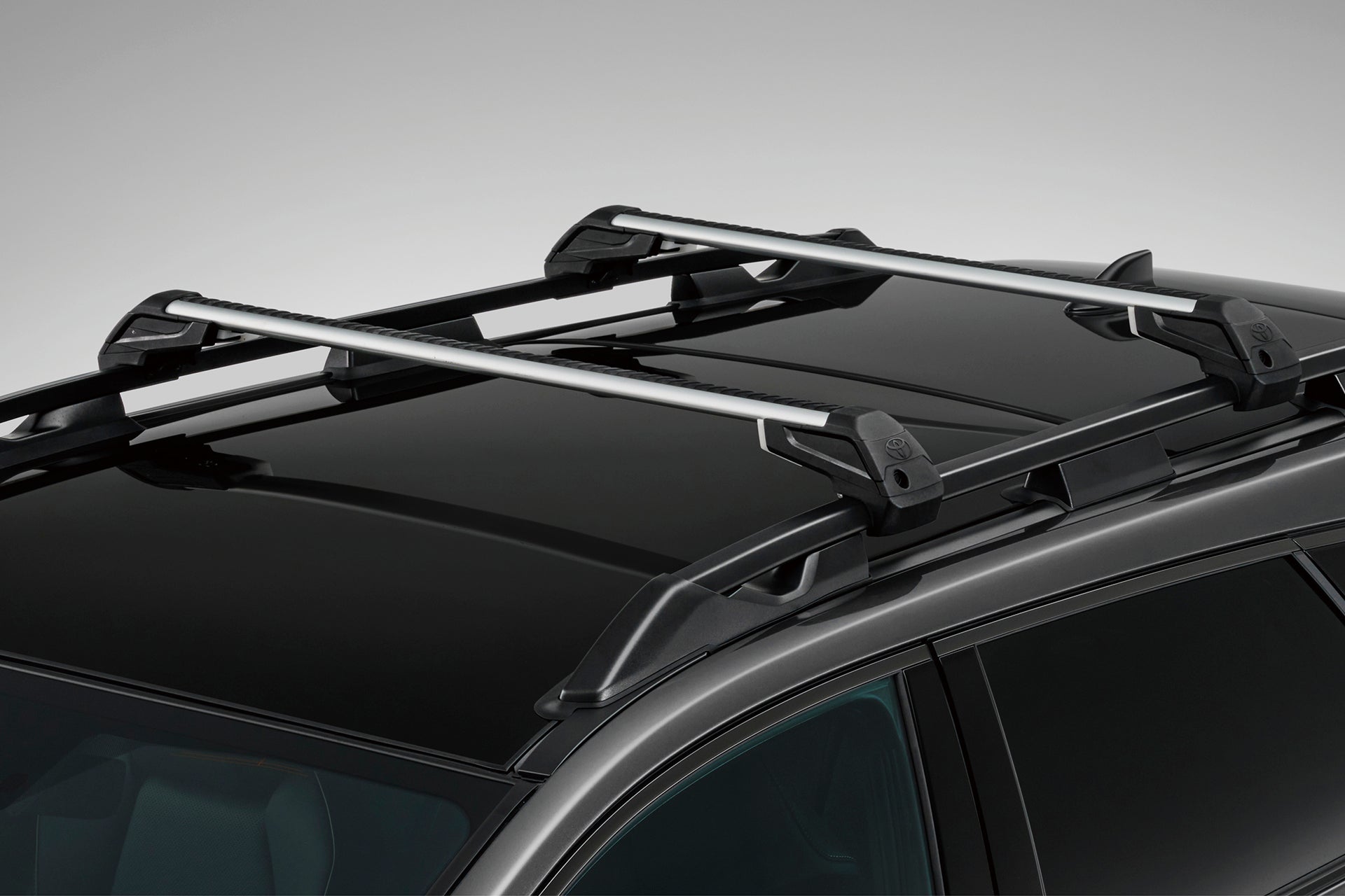 トヨタbZ4Xツーリング｜販売店オプション｜クロスバー：税込4万6200円