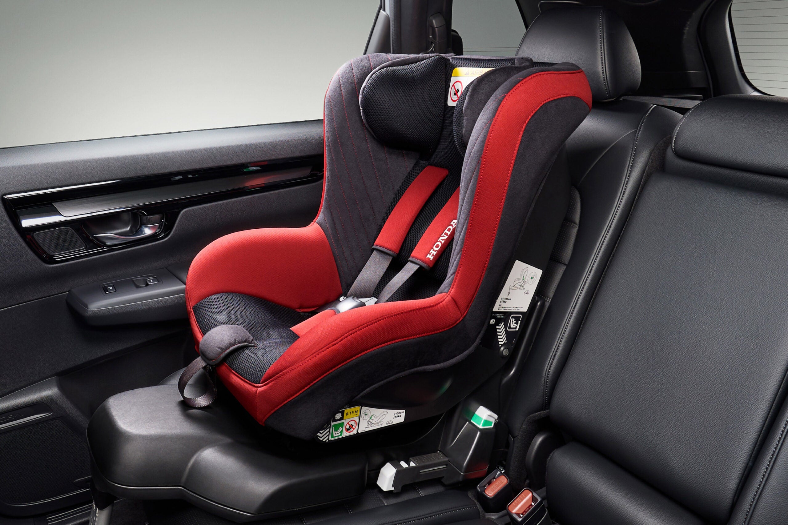 ホンダCR-V e:HEV RSブラックエディション｜ISOFIX / i-Sizeチャイルドシート 下部取付金具＋トップテザー取付金具