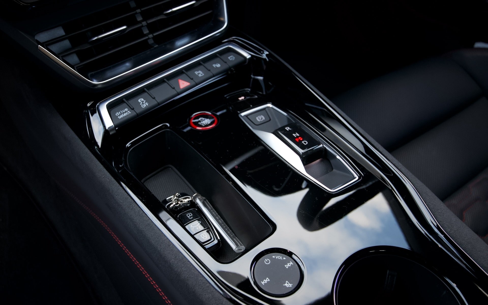 アウディ eトロンGT（2021）のシフトセレクター