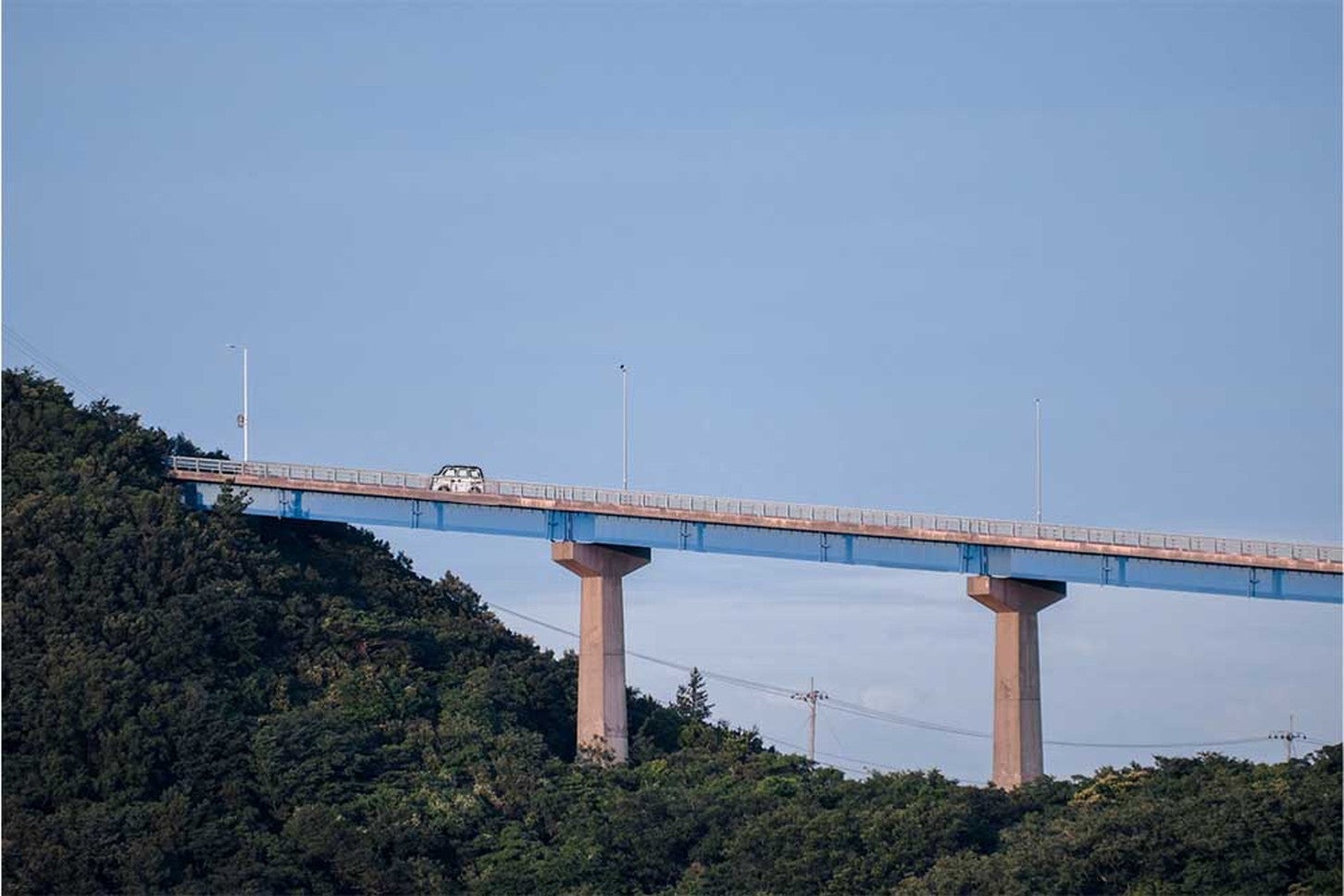 ジェットコースターのような急な角度が特長の四方見橋（よもみばし）