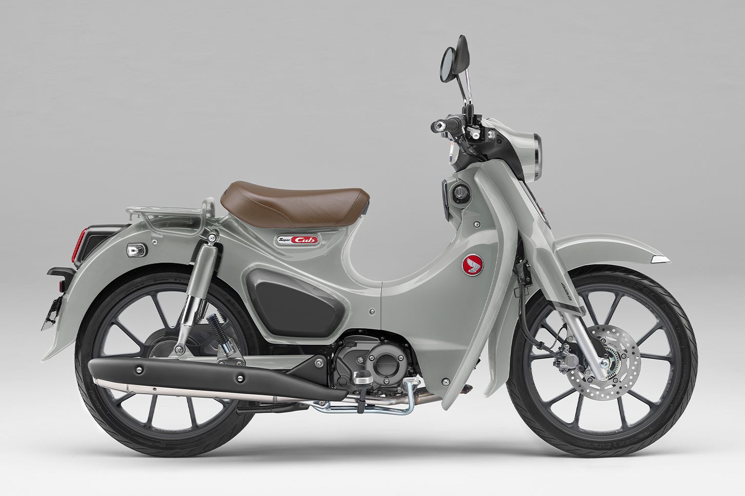 スーパーカブ C125（新色：パールスモーキーグレー）