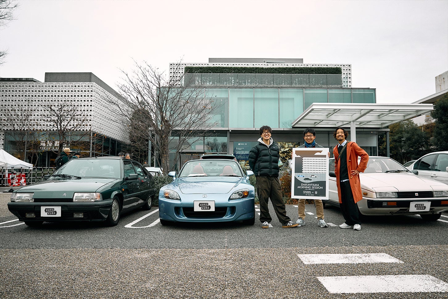 もちろん、YCSメンバーそれぞれの愛車も展示。左から本田浩隆さんの愛車「シトロエン BX19TZi」、甲野大輔さんの愛車「ホンダ S2000」、後藤和樹さんの愛車「いすゞ ピアッツァXE」です