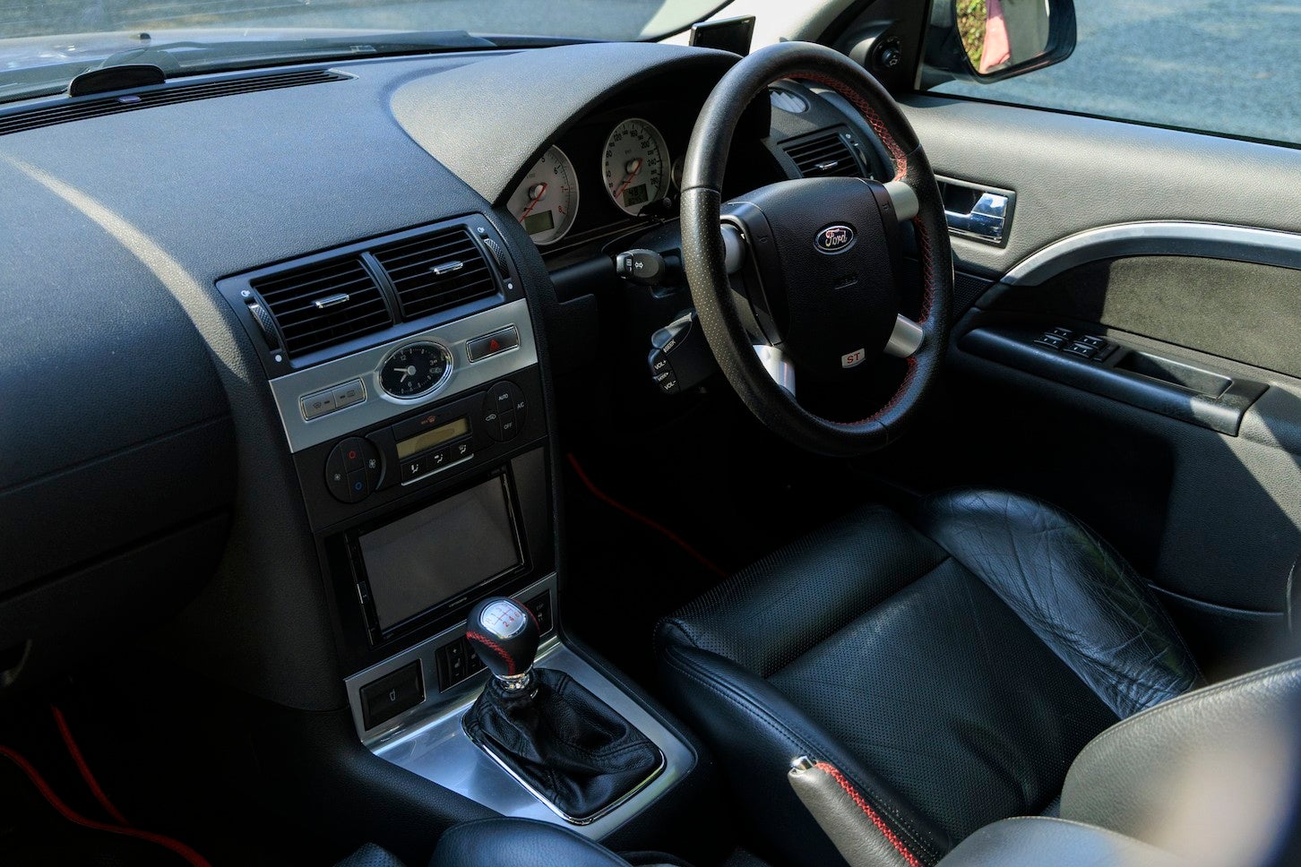 フォード モンデオST220｜Ford Mondeo ST220