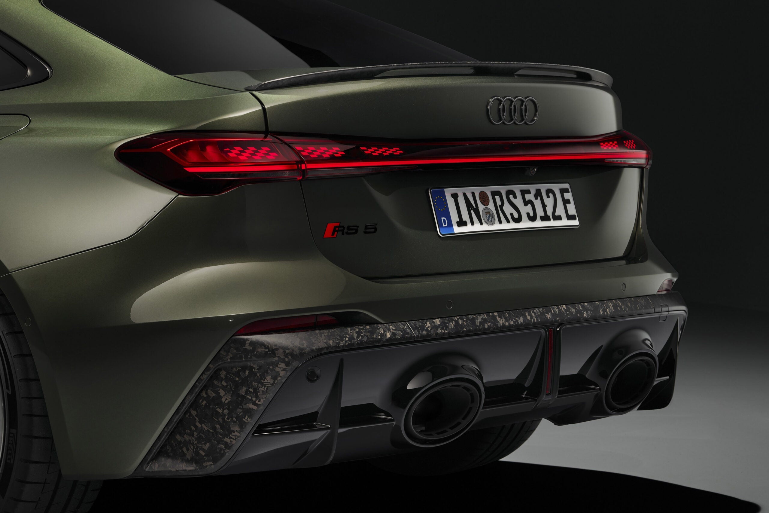 アウディRS 5セダン｜Audi RS 5 Sedan