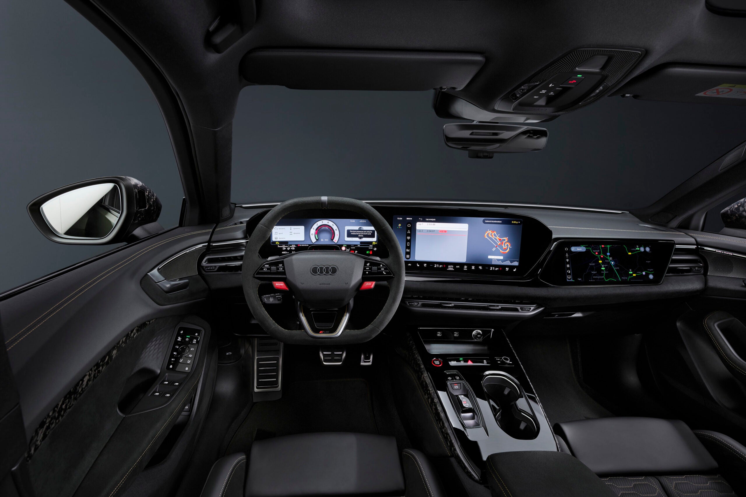 アウディRS 5セダン｜Audi RS 5 Sedan