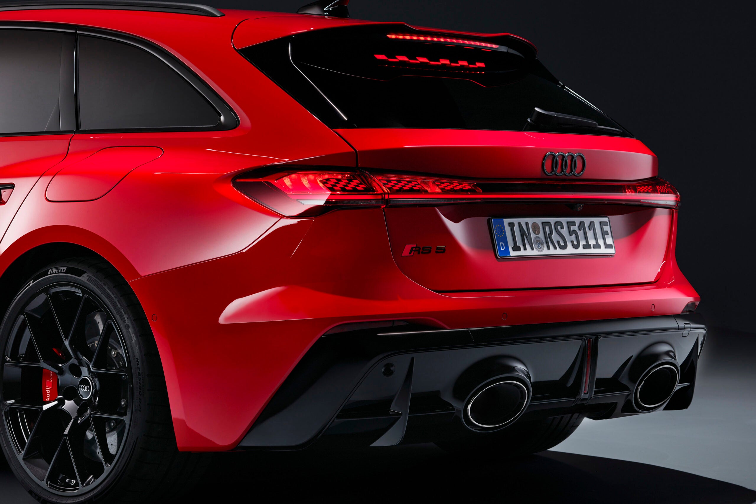 アウディRS 5アバント｜Audi RS 5 Avant