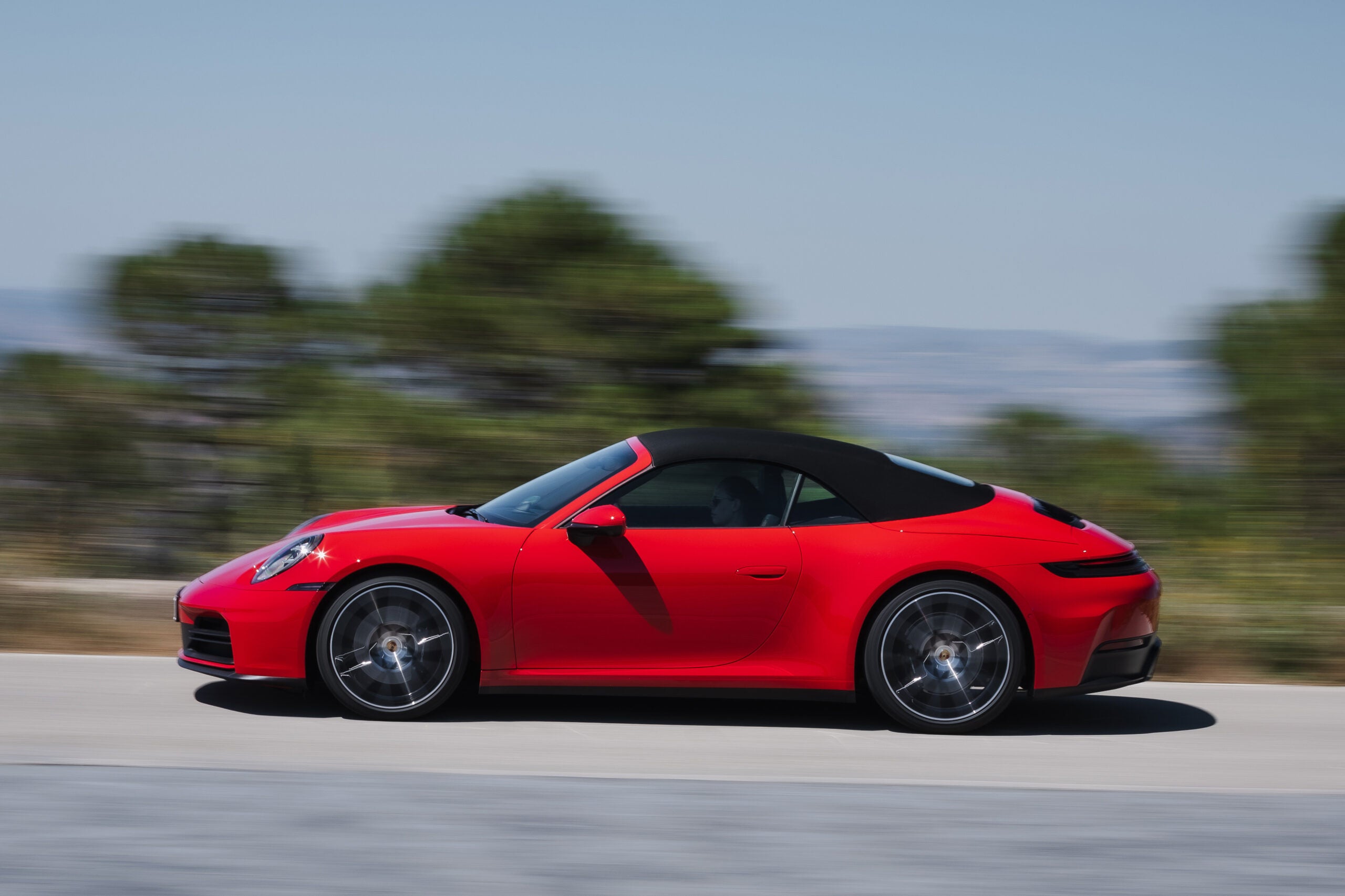 ポルシェ911カレラ カブリオレ（992.2型）｜Porsche 911 Carrera Cabriolet（type 992.2）
