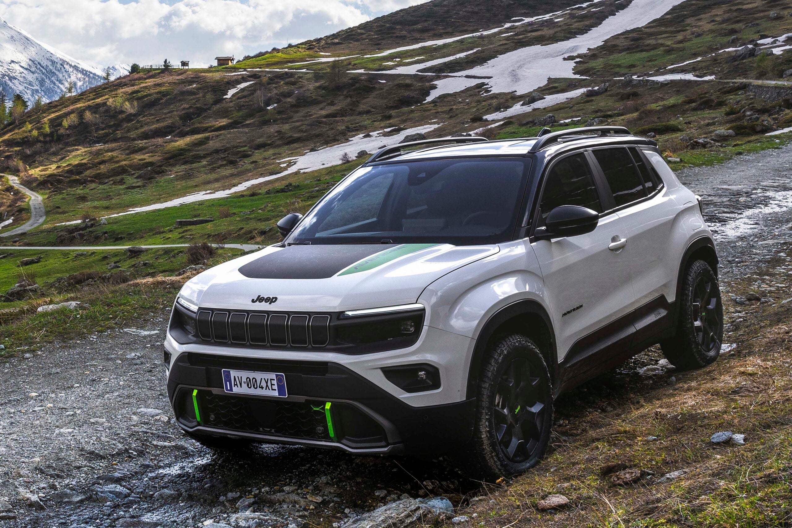 ジープ・アベンジャー4xeハイブリッド・ローンチエディション｜Jeep Avenger 4ex Hybrid Launch Edition