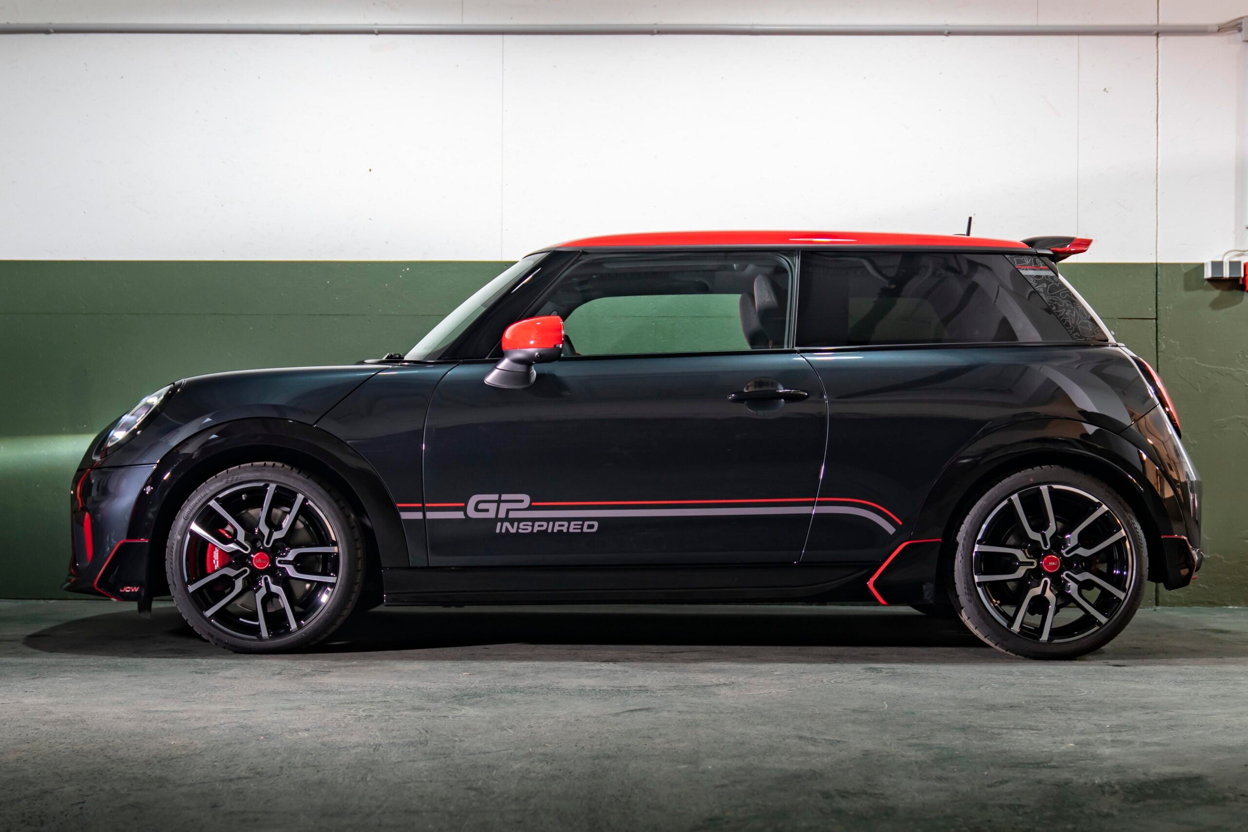 MINI GPインスパイアード・エディション｜MINI GP Inspired Edition