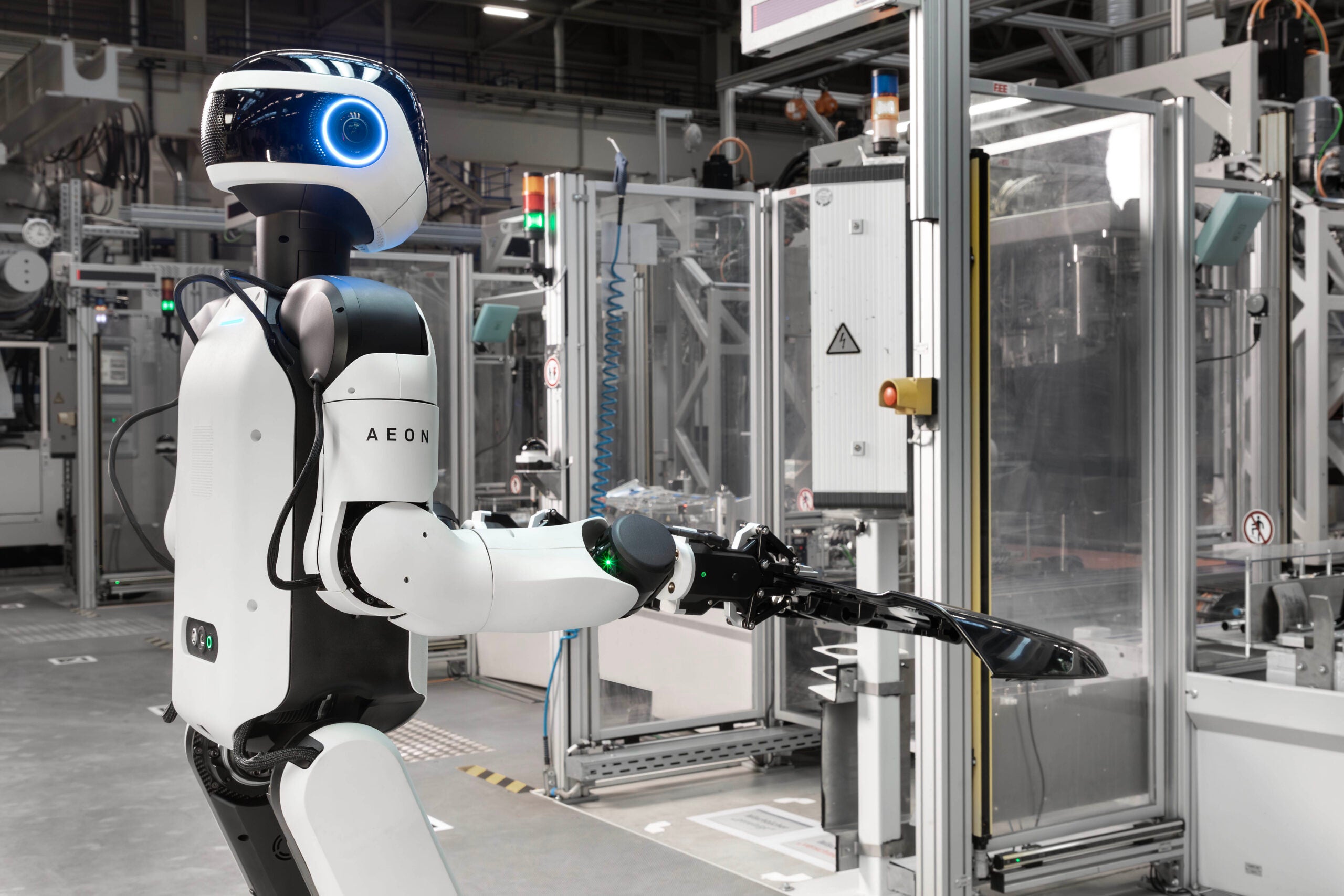 BMWライプツィヒ工場で働く人型ロボット「イーオン」｜Humanoid Robotics (AEON) at BMW Group Plant Leipzig