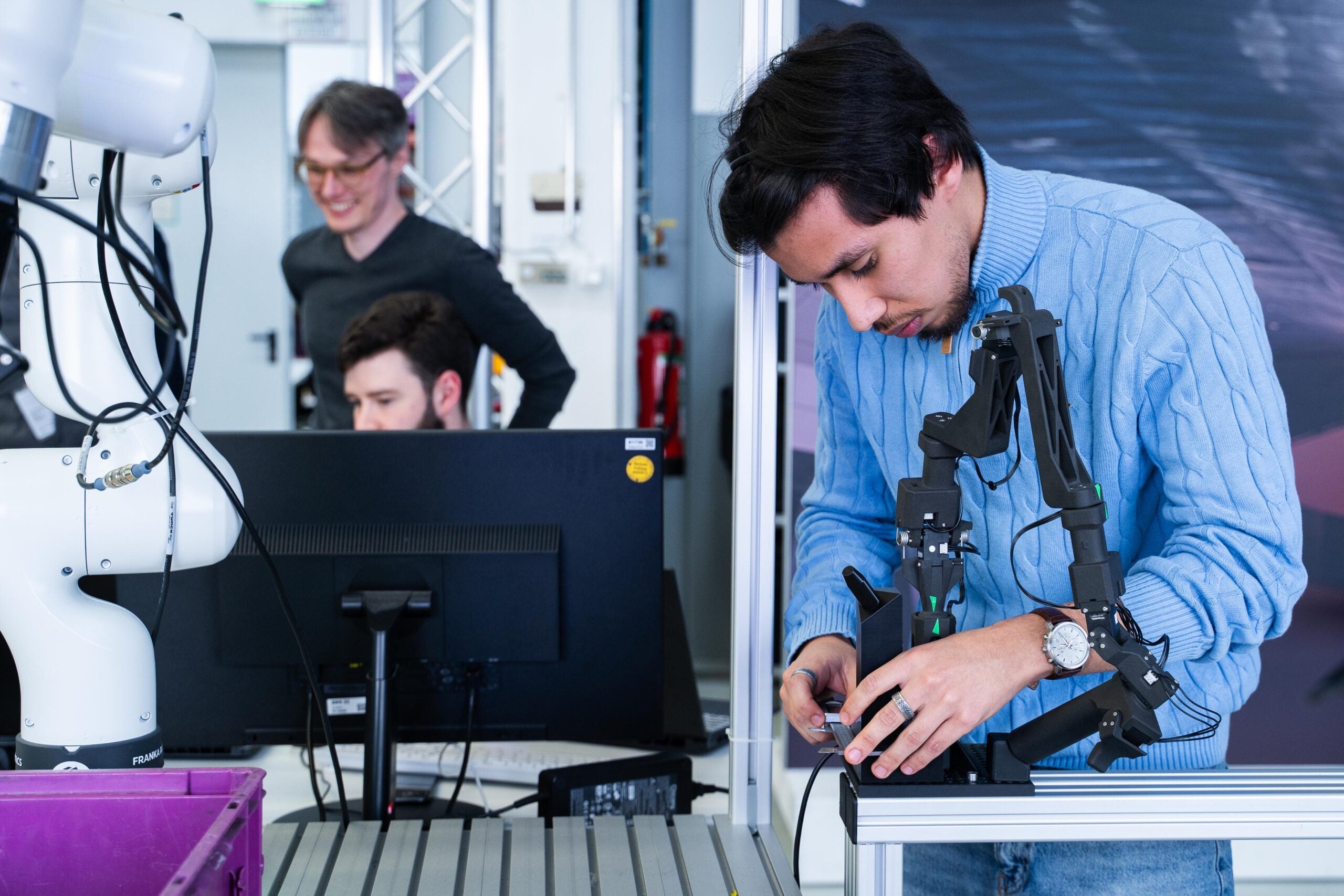 BMWグループ生産現場におけるフィジカルAIコンピテンスセンター｜BMW Group Center of Competence for Physical AI in Production