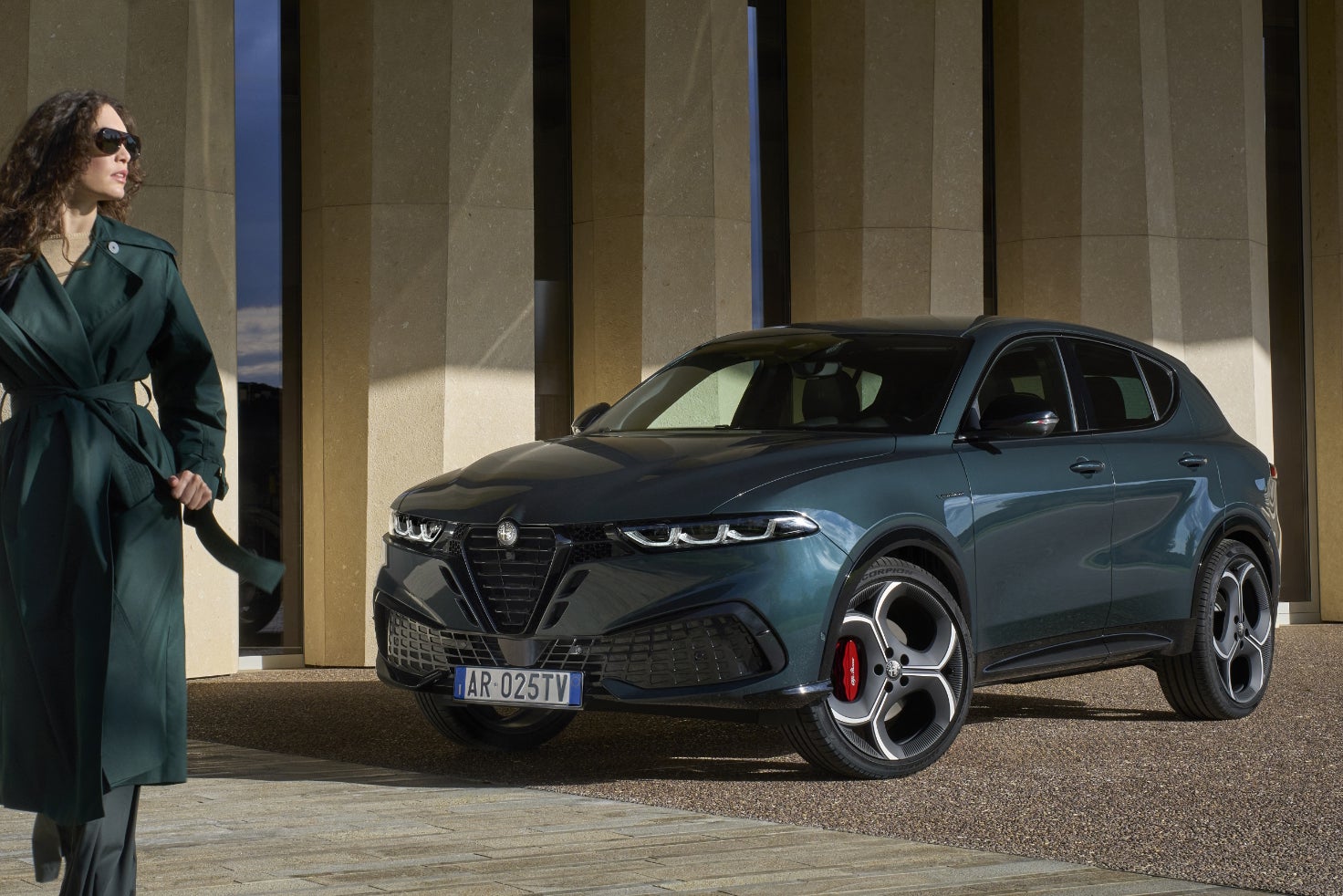 アルファロメオ・トナーレ イブリダ ヴェローチェ｜Alfa Romeo Tonale Ibrida Veloce