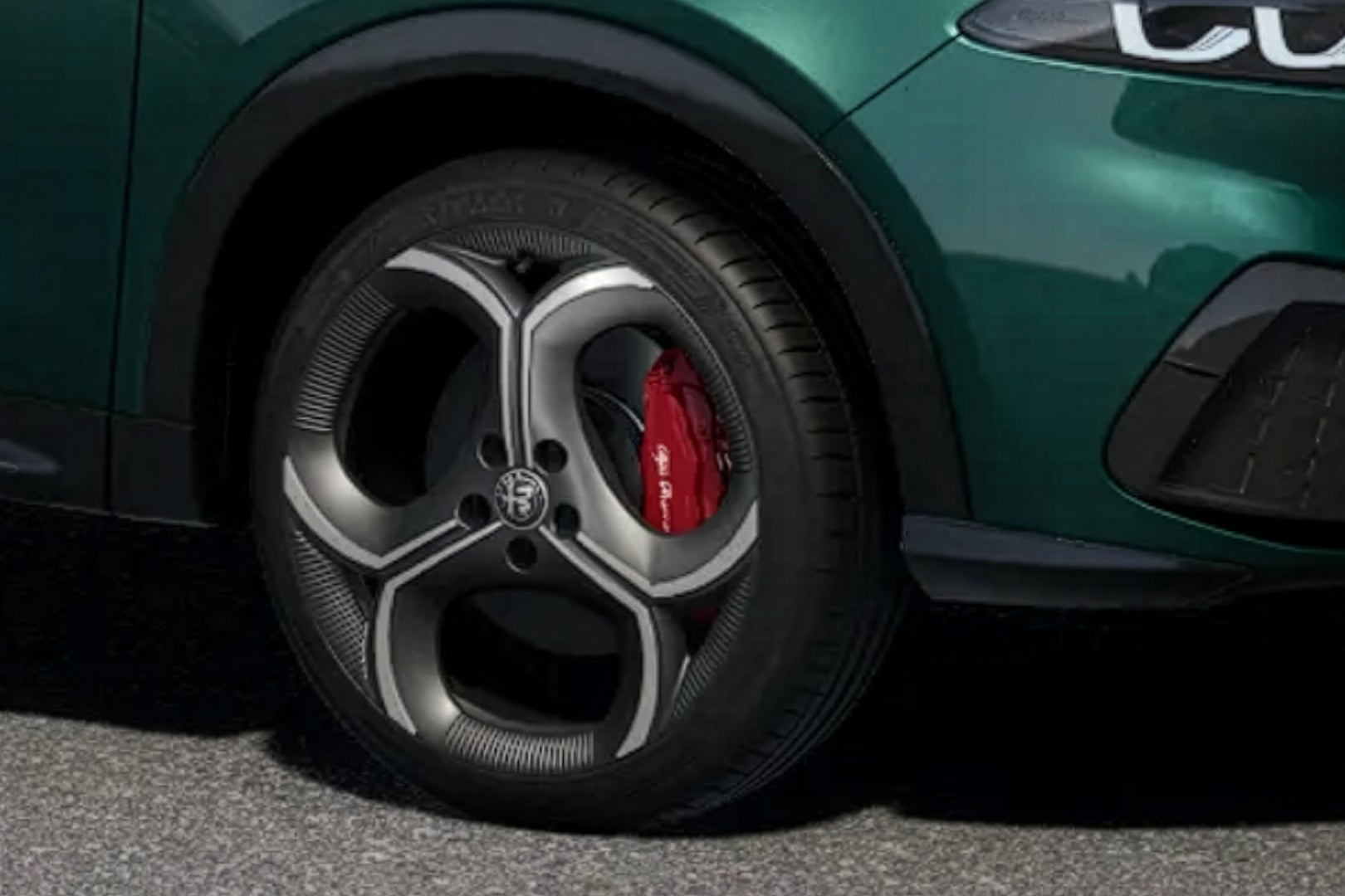 アルファロメオ・トナーレ イブリダ ヴェローチェ｜Alfa Romeo Tonale Ibrida Veloce