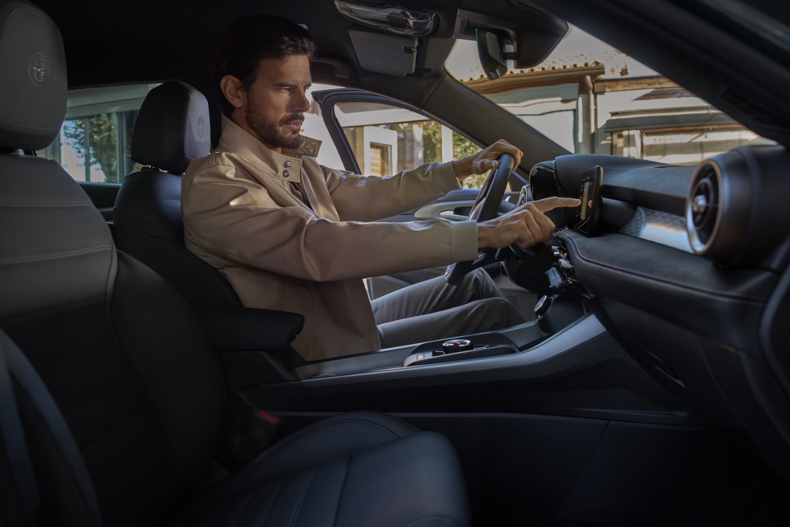 アルファロメオ・トナーレ イブリダ スプリント｜Alfa Romeo Tonale Ibrida Sprint