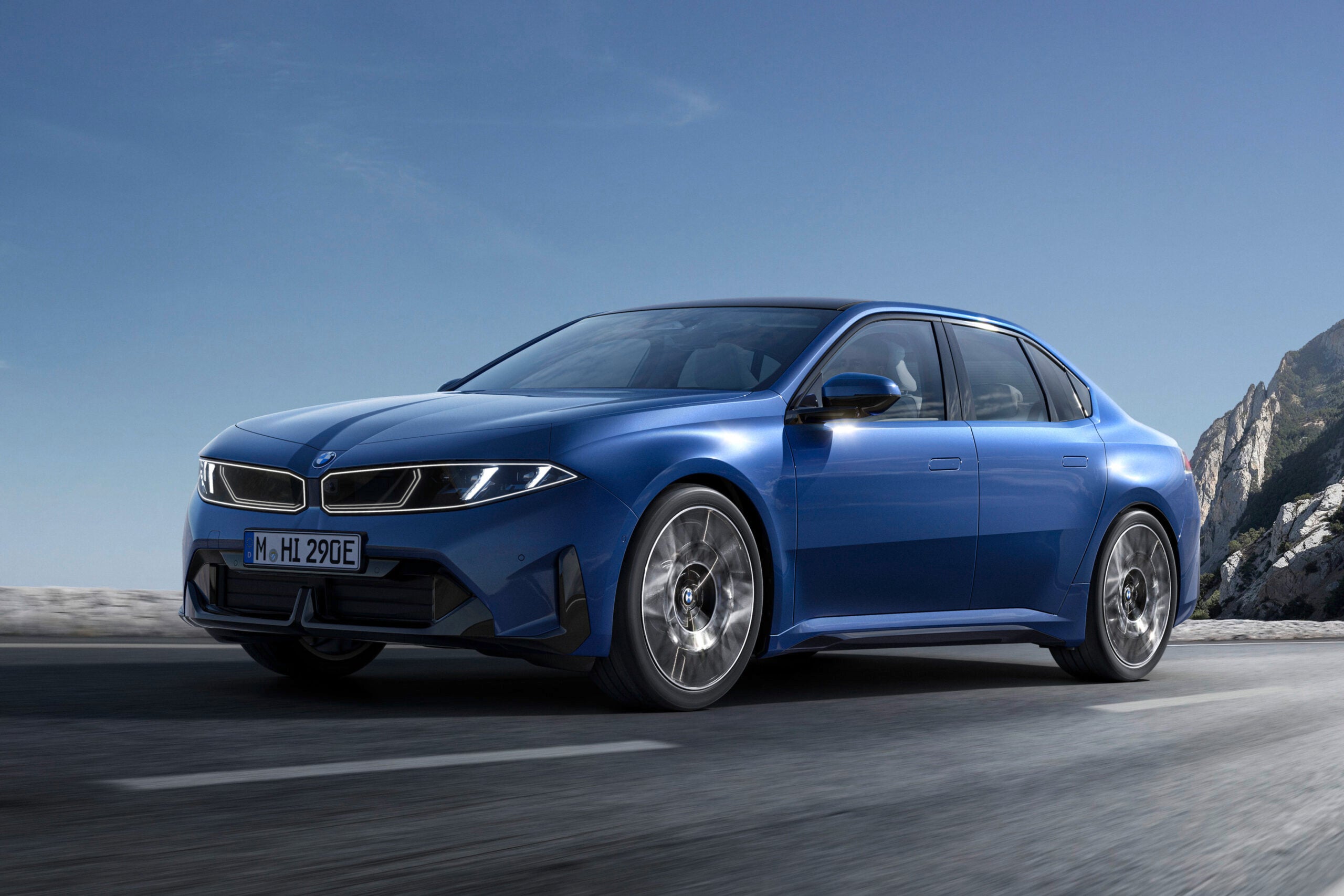 BMW i3 50 xDriveセダン｜BMW i3 50 xDrive Sedan