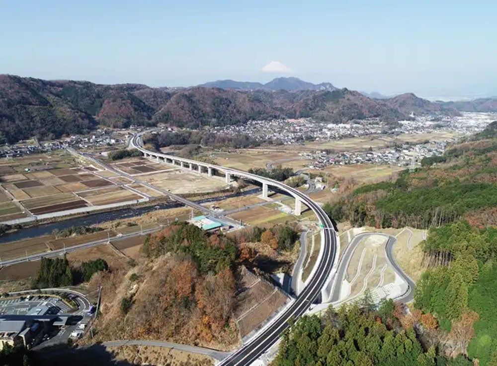 天城北道路の様子。