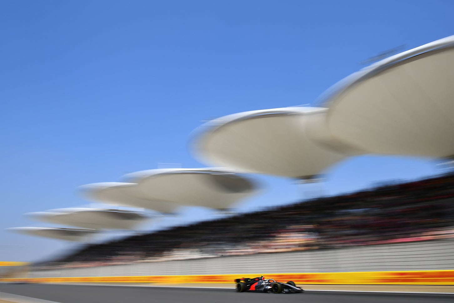 アウディ・レボリュートF1チーム｜Audi Revolut F1 Team