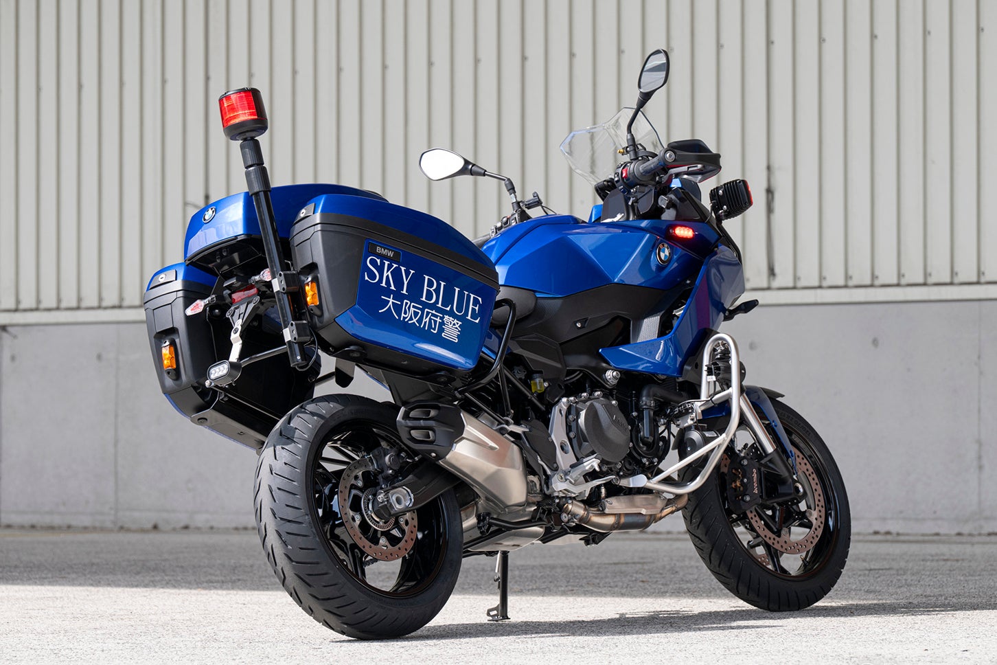 BMW F900XR 大阪府警察「スカイブルー隊」仕様｜BMW F900XR Osaka Prefectural Police Team SKY BLUE