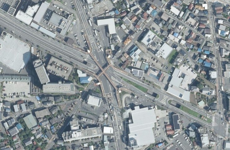 川口市内の第二産業道路。