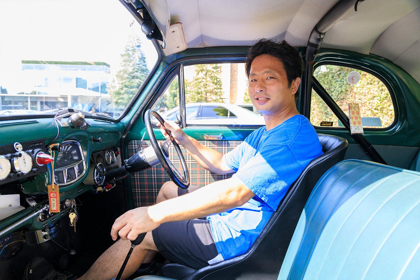 SIMONさんは、空いている時間にA35で街を流すのがお好きとのことです