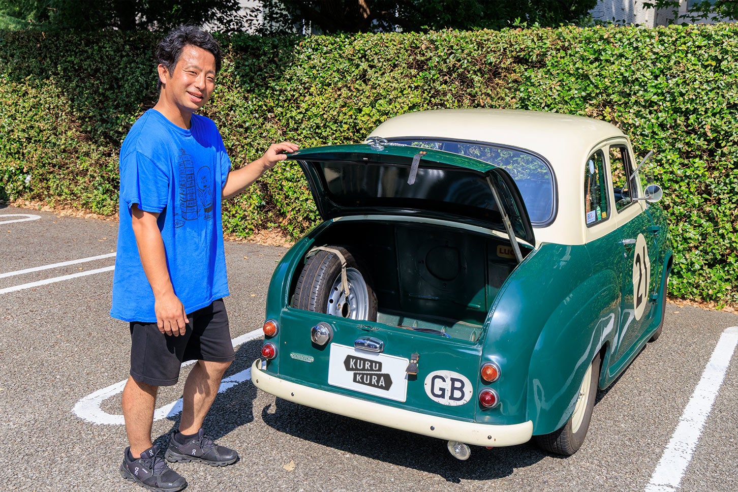 オースティン A35は全長3467mmで全幅は1397mmとコンパクト。でもラゲッジスペースはとても広いですね！