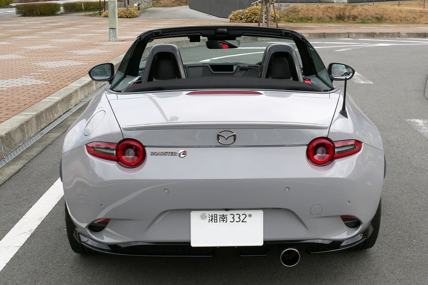 モディファイ後のMSpRロードスター。リアスポイラーはノーマルロードスター向けに用意されたものを装着