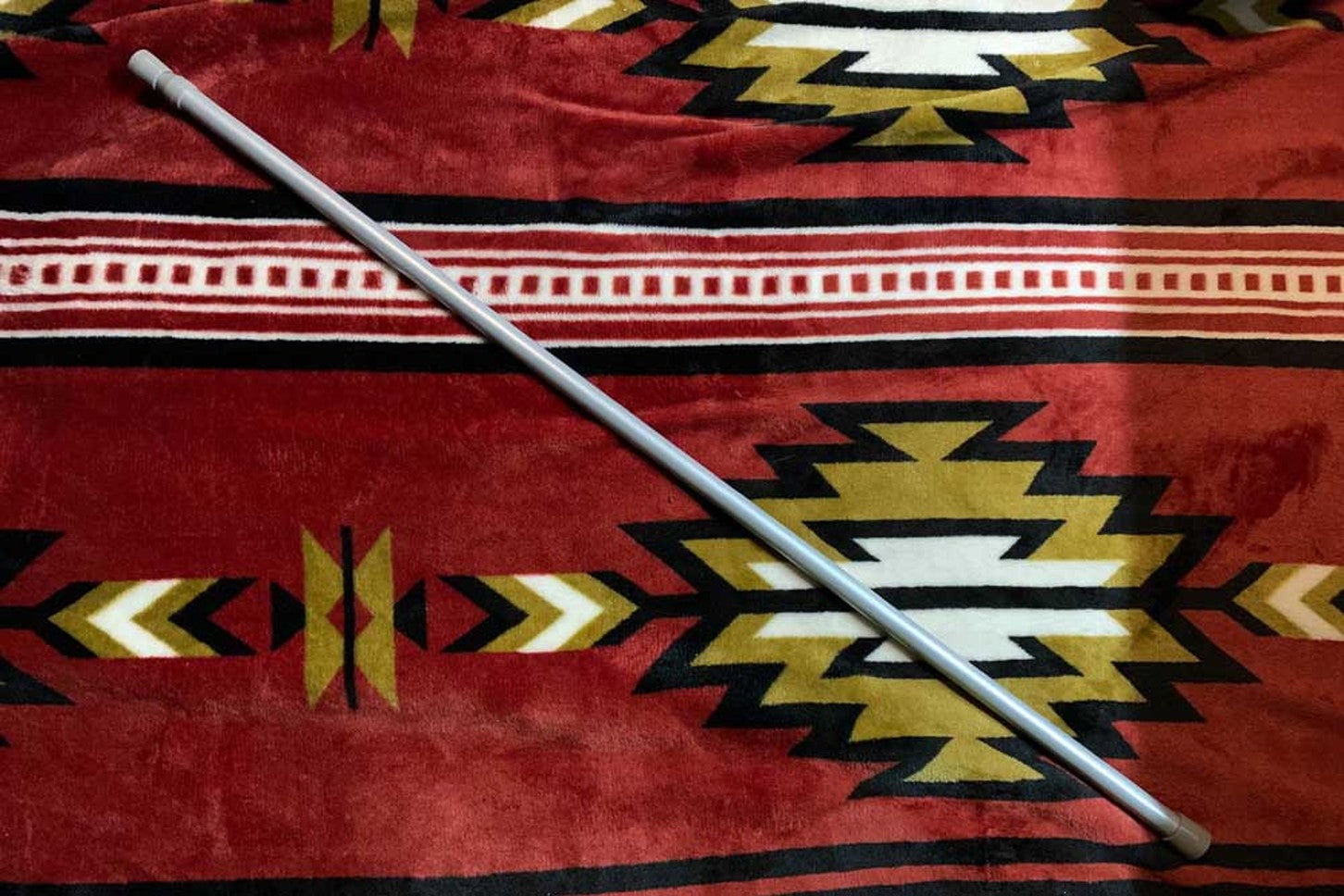 突っ張り棒はカーテンレール代わりに最適