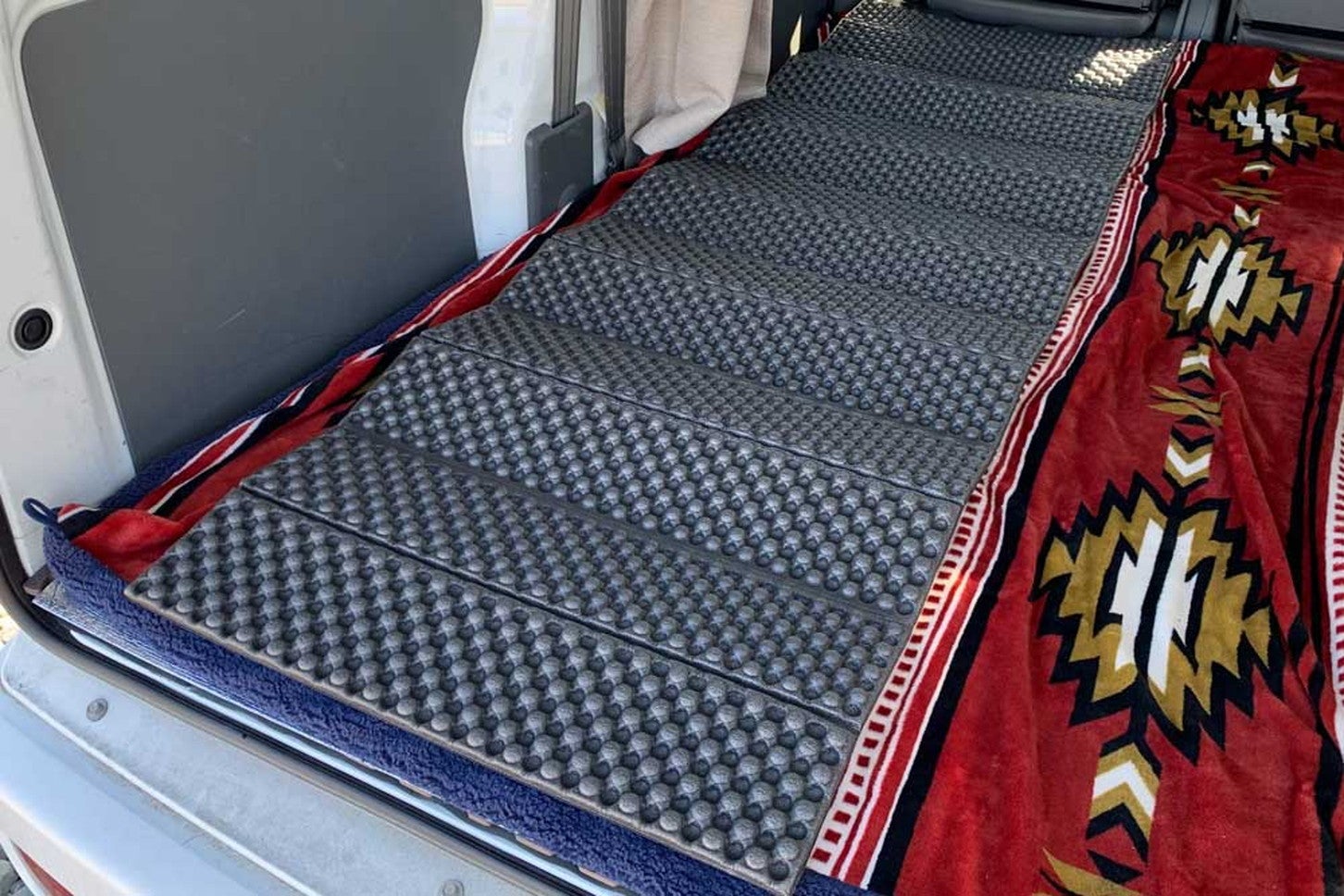 ダイソーからクローズドセルタイプのマットが登場！