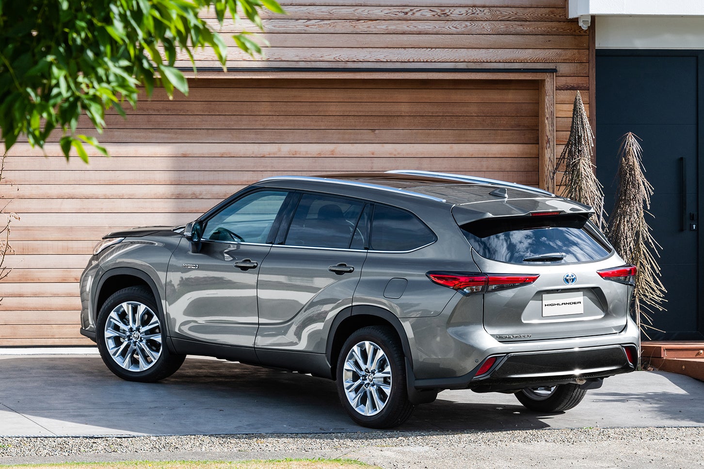 トヨタ・ハイランダー リミテッドZRハイブリッド｜Toyota Highlander Limited ZR Hybrid