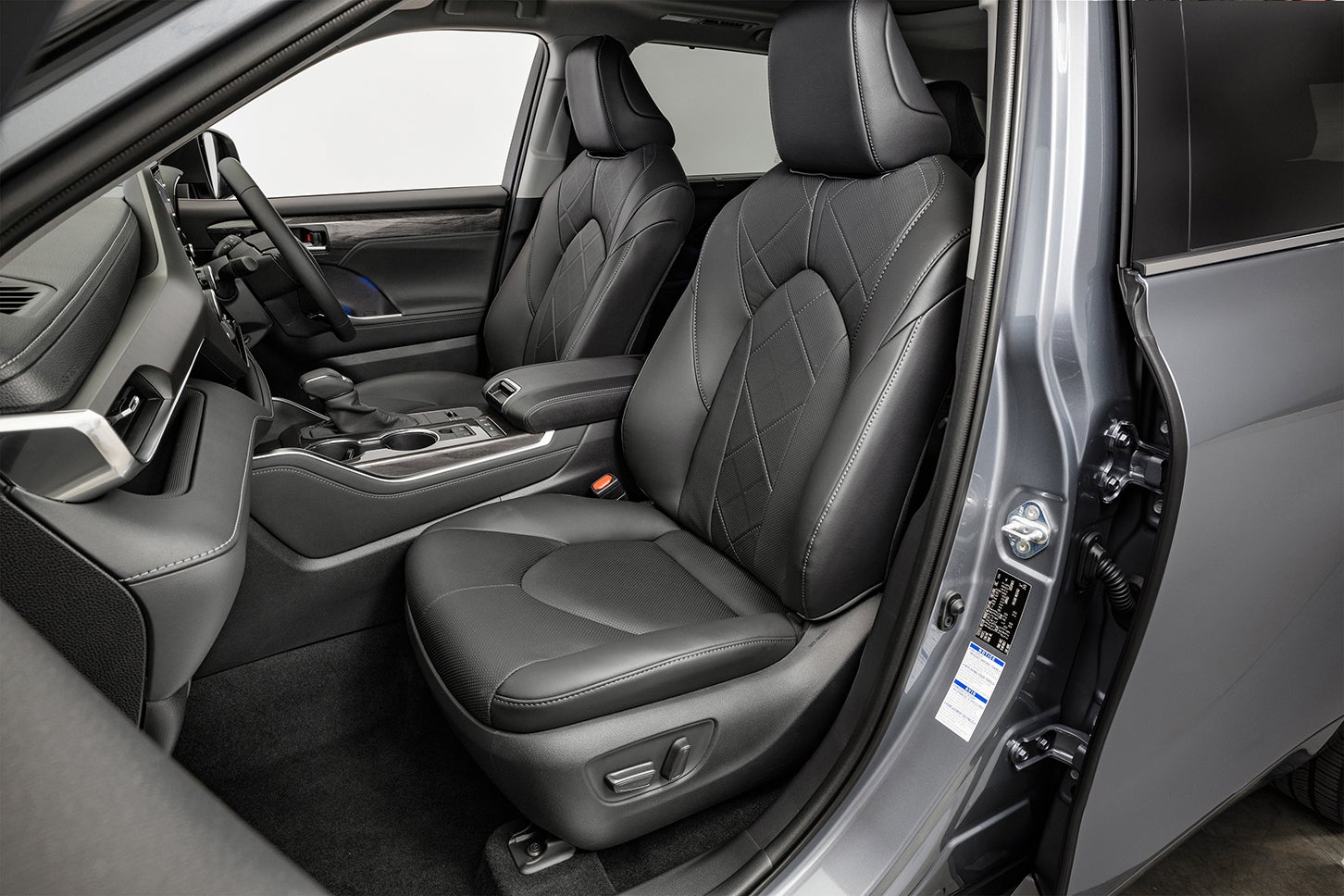 トヨタ・ハイランダー リミテッドZRハイブリッド｜Toyota Highlander Limited ZR Hybrid