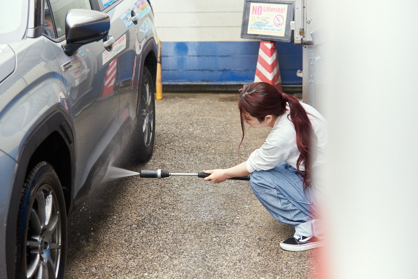 下回りも忘れずに！ 泥や融雪剤が付いていると、サビの原因になることもあります。