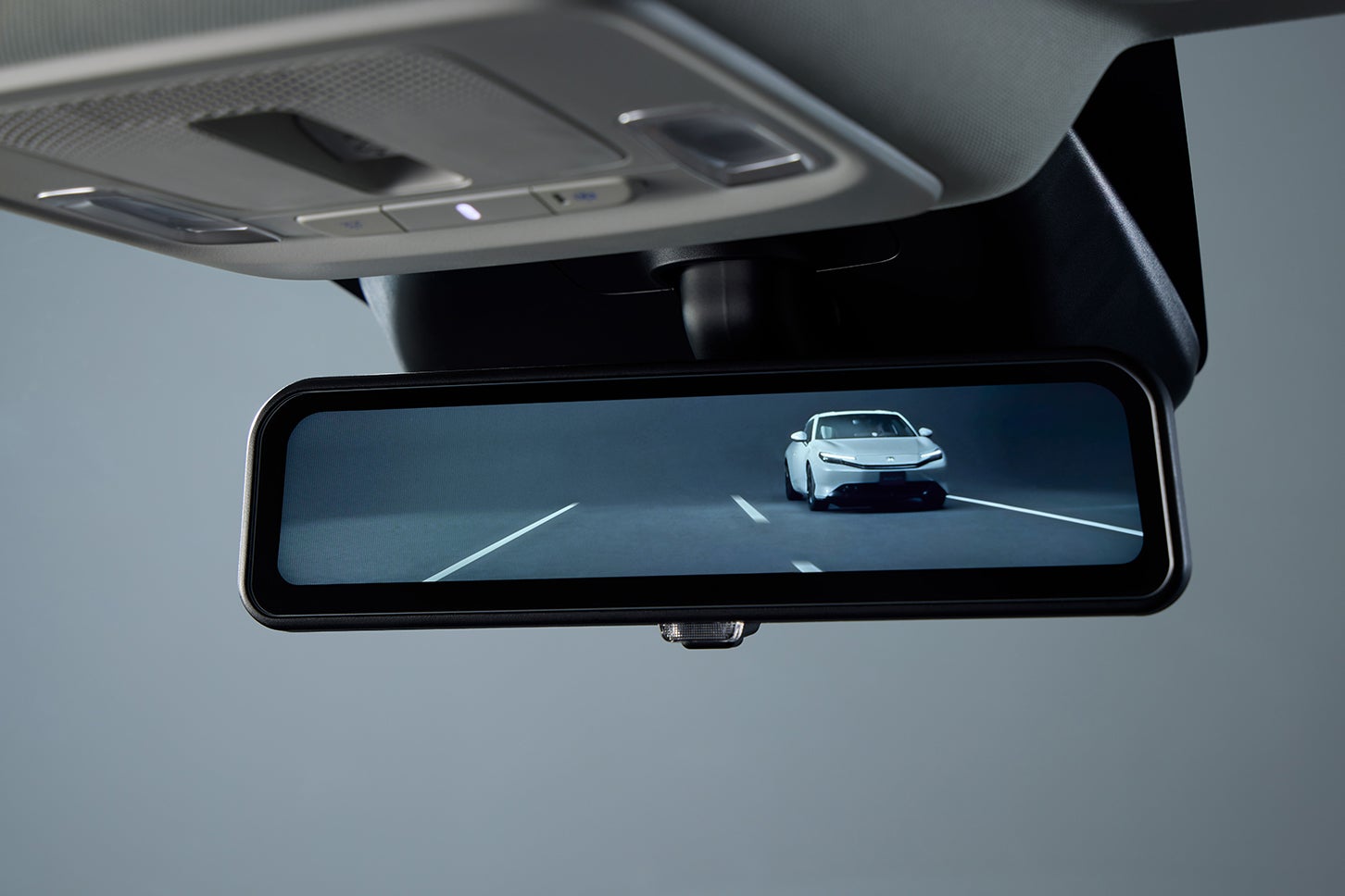 ホンダ・インサイト｜ドライブレコーダー内蔵センターカメラミラーシステム