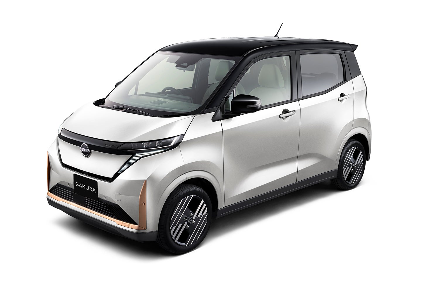 日産サクラ G｜ボディカラー：ホワイトパール/ブラック 2トーン