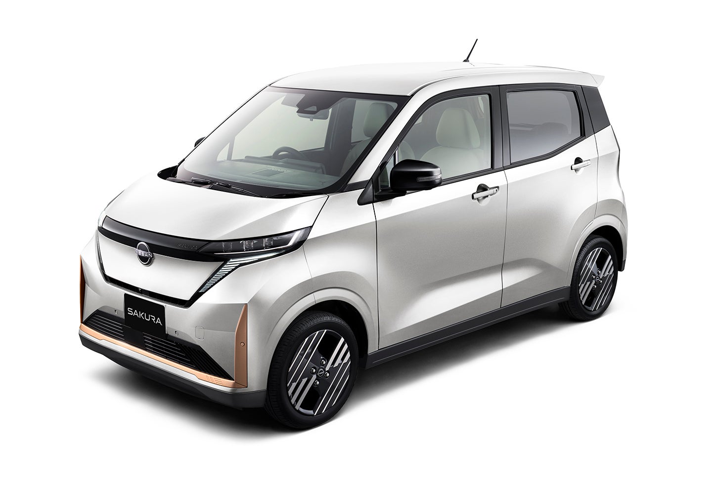 日産サクラ G｜ボディカラー：ホワイトパール